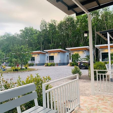 Suanvadee Resort สวนวดี รีสอร์ท Don Sak Eksteriør bilde