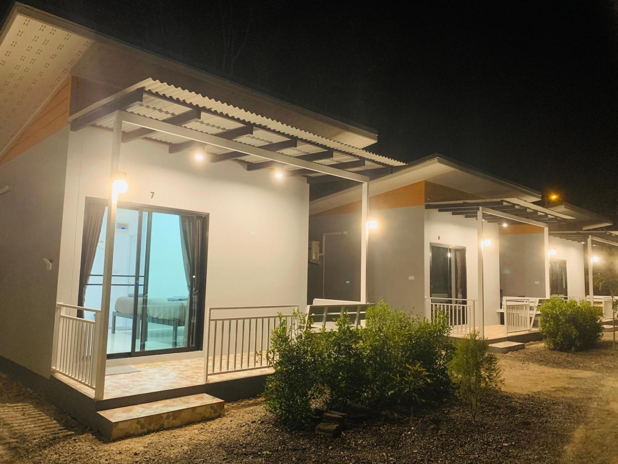 Suanvadee Resort สวนวดี รีสอร์ท Don Sak Eksteriør bilde